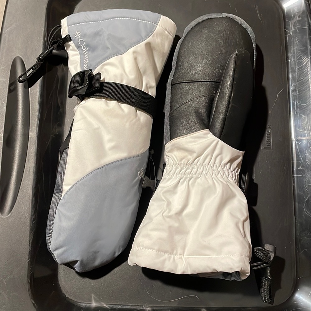 Columbia winter mittens